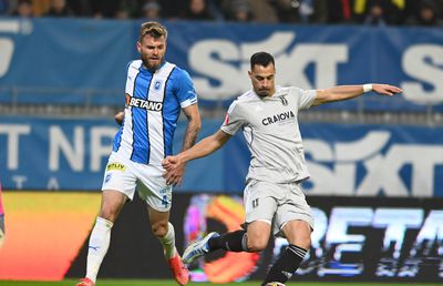 Seară de coșmar! A greșit la ambele goluri din derby-ul Craiovei, a luat „roșu” intenționat și apoi s-a dat de gol: „Da, ăsta a fost obiectivul!”