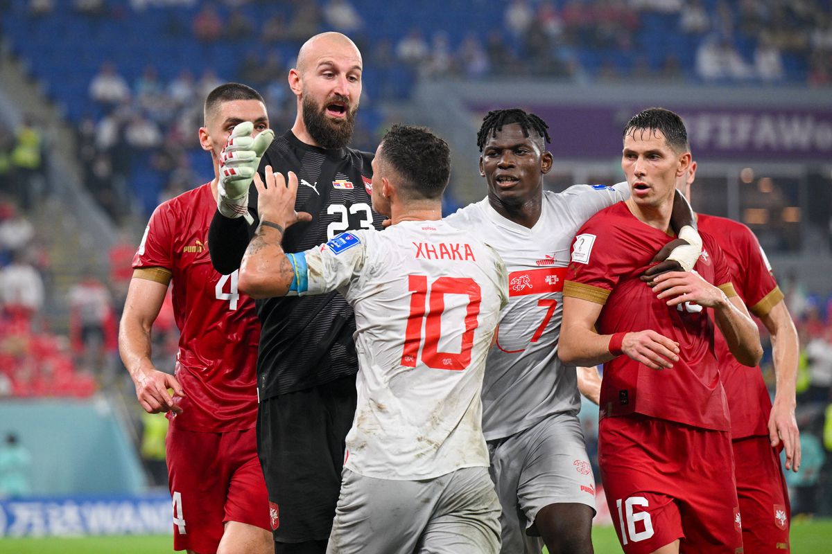 Sfidare pe teren la adresa sârbilor » Gestul provocator al căpitanului Elveției a inflamat spiritele, după meci, iar FIFA ar putea deschide o anchetă