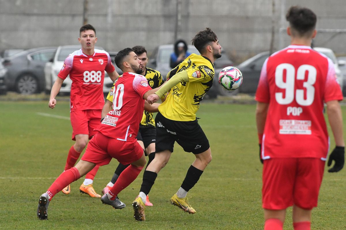 FC Brașov - Dinamo // 3 decembrie 2022