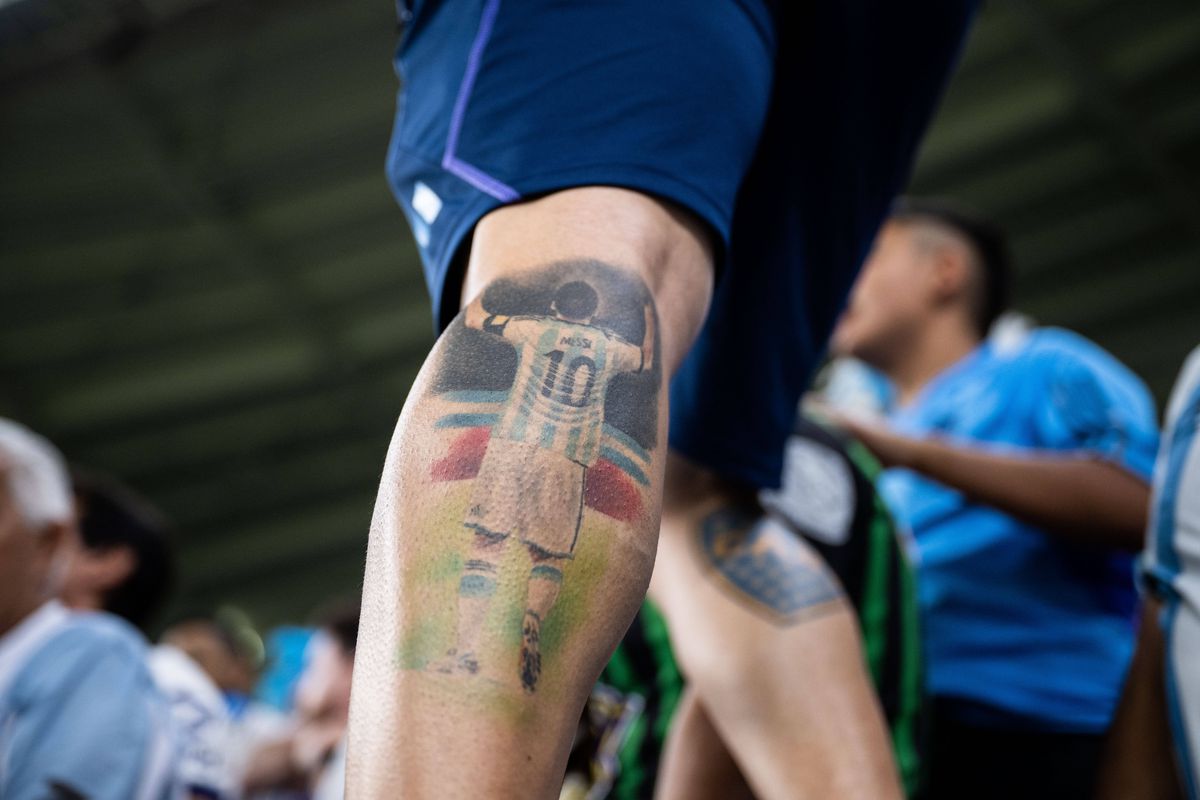 Lecție de pasiune pentru fotbal! Argentina, spectacol în tribune la CM 2022!