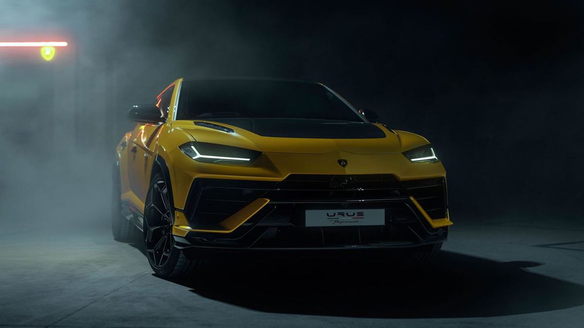 Adrian Mititelu jr. - Lamborghini Urus
