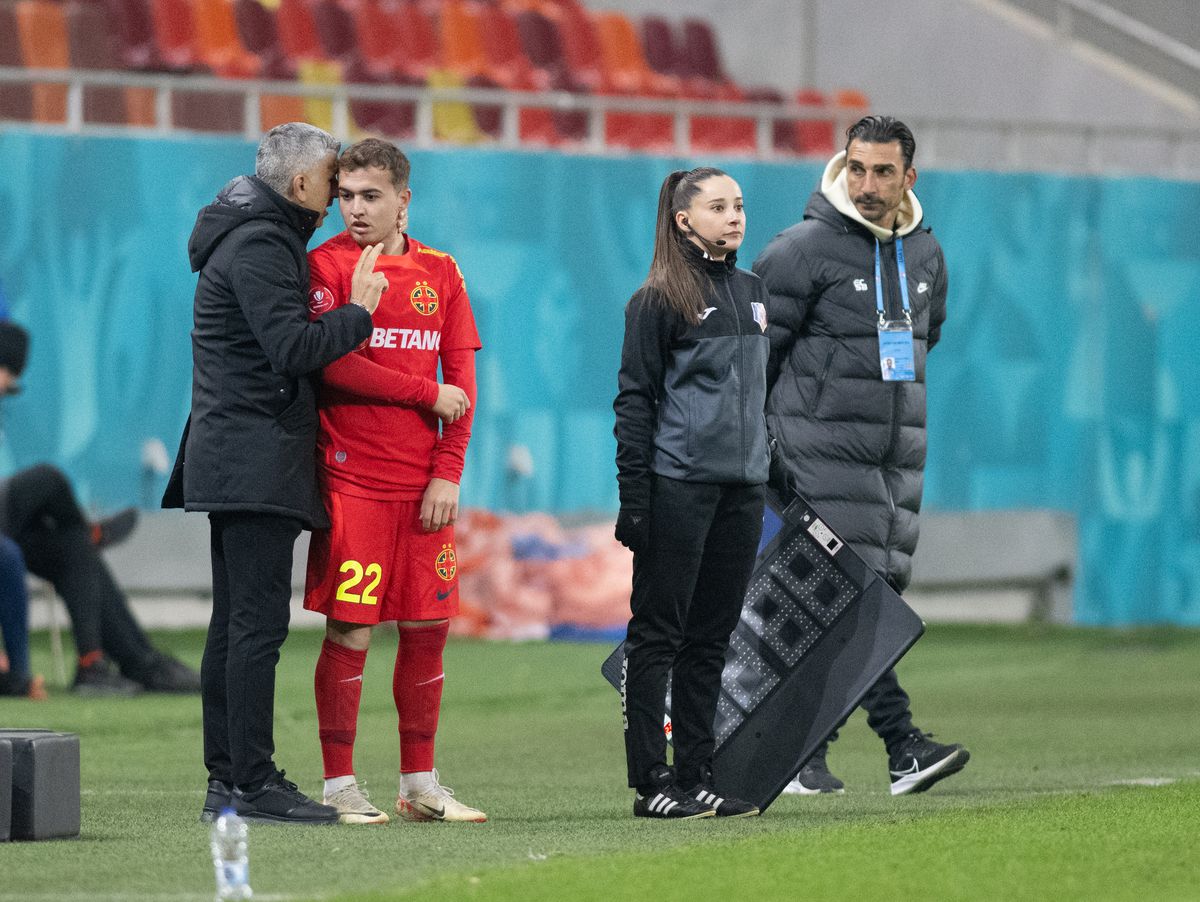 Anghel Iordănescu a pus la colț 3 jucători de la FCSB