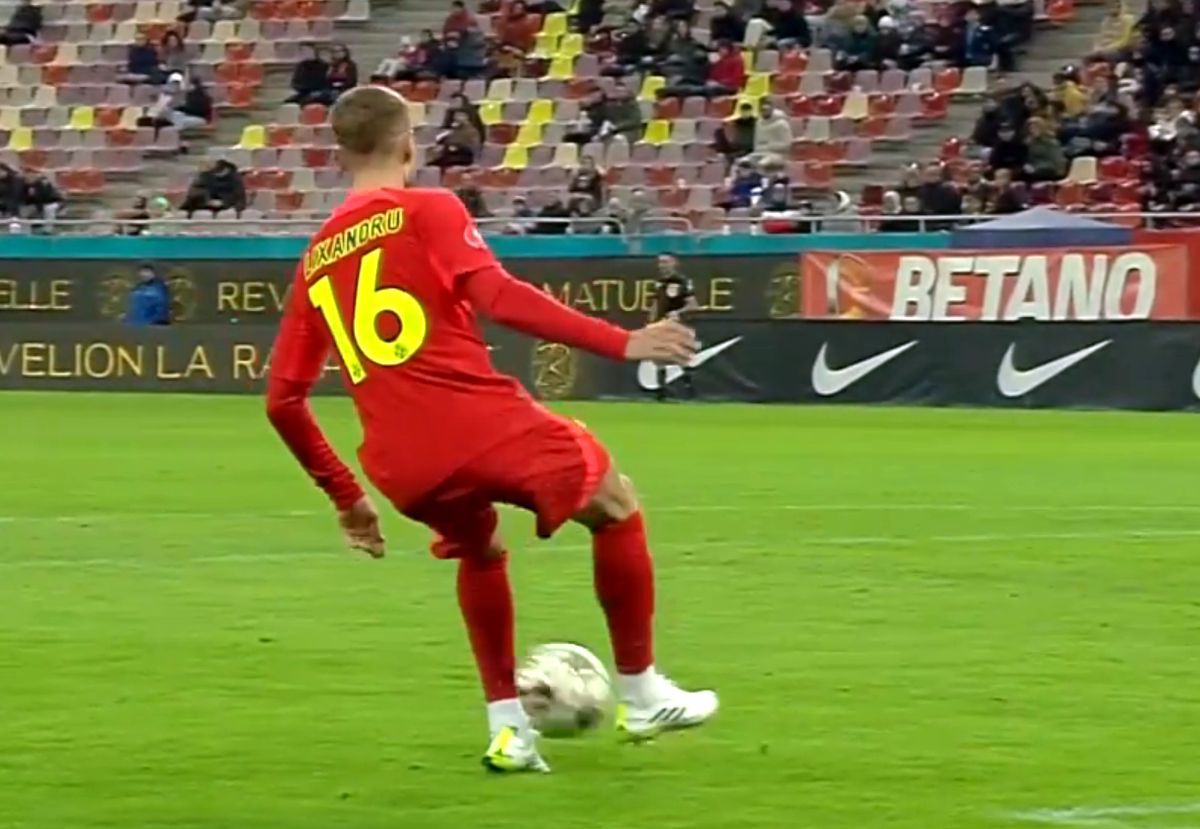 L-a faultat sau nu pe Ovidiu Popescu? Gol controversat în FCSB - Oțelul, validat după 3 minute de analiză VAR