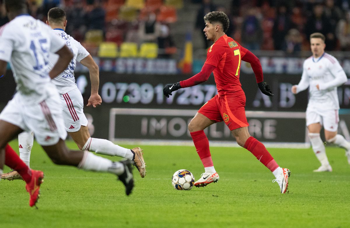 Fără milă după FCSB - Oțelul: „E greu de înțeles de ce Coman nu e eliminat”