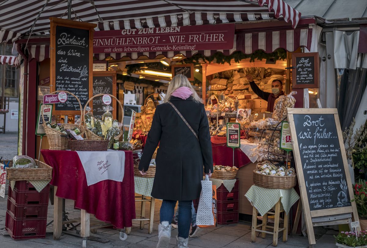 Imagini spectaculoase din oraşele unde vom juca la Euro + cum poţi ajunge în Germania, cât costă acum cazarea şi ce poţi vizita în München, Köln şi Frankfurt