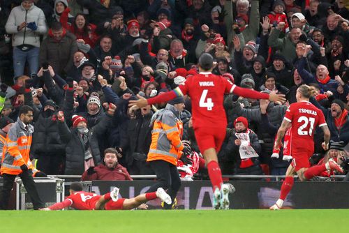Bucuria celor de la Liverpool după golul de 4-3 cu Fulham // foto: Guliver/gettyimages