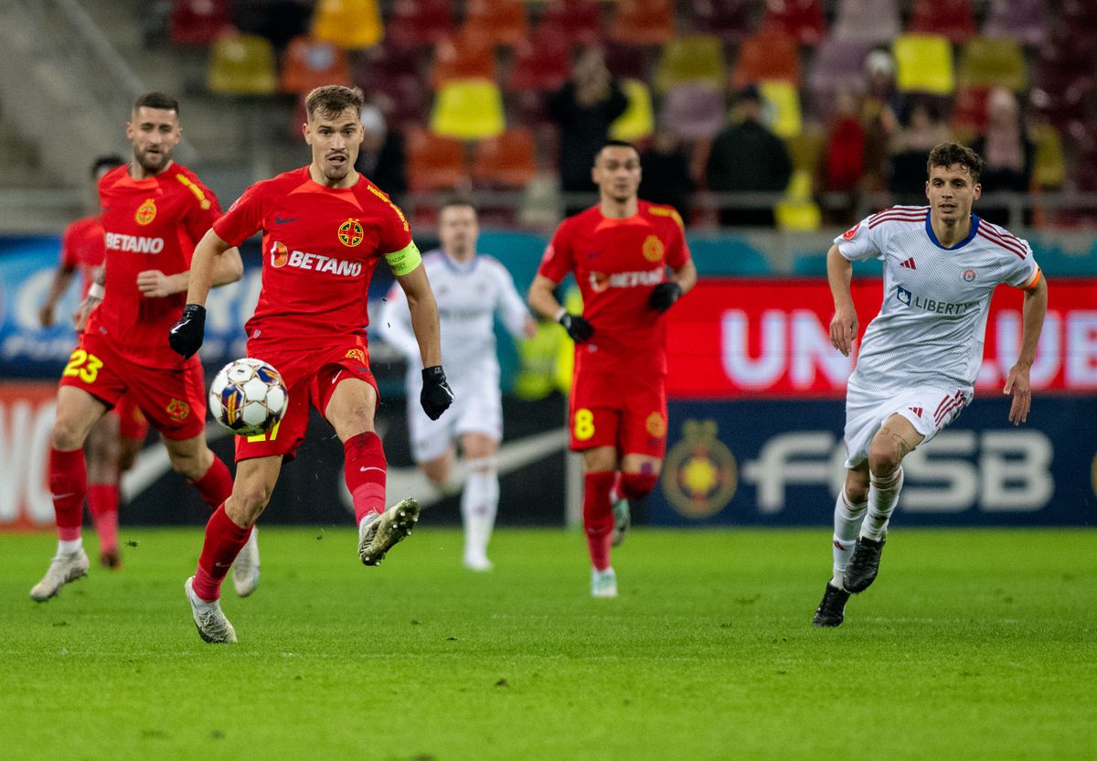 Imagini halucinante surprinse de fotoreporterul GSP la marginea terenului, în ultimul minut din FCSB - Oțelul!