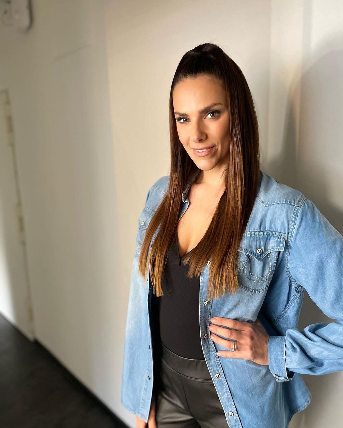 În mijlocul dramei cu Ana Ivanovic, Schweinsteiger este din nou în centrul atenției! Prezentatoarea TV a uimit pe toată lumea cu ultima fotografie