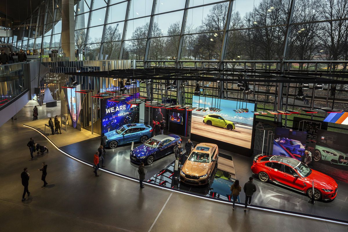 Imagini spectaculoase din oraşele unde vom juca la Euro + cum poţi ajunge în Germania, cât costă acum cazarea şi ce poţi vizita în München, Köln şi Frankfurt