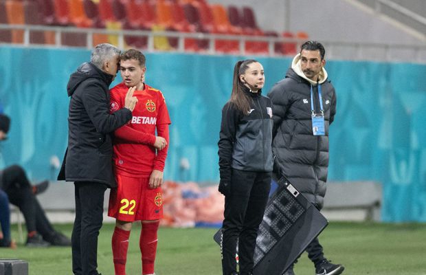 Imagini halucinante surprinse de fotoreporterul GSP la marginea terenului, în ultimul minut din FCSB - Oțelul!