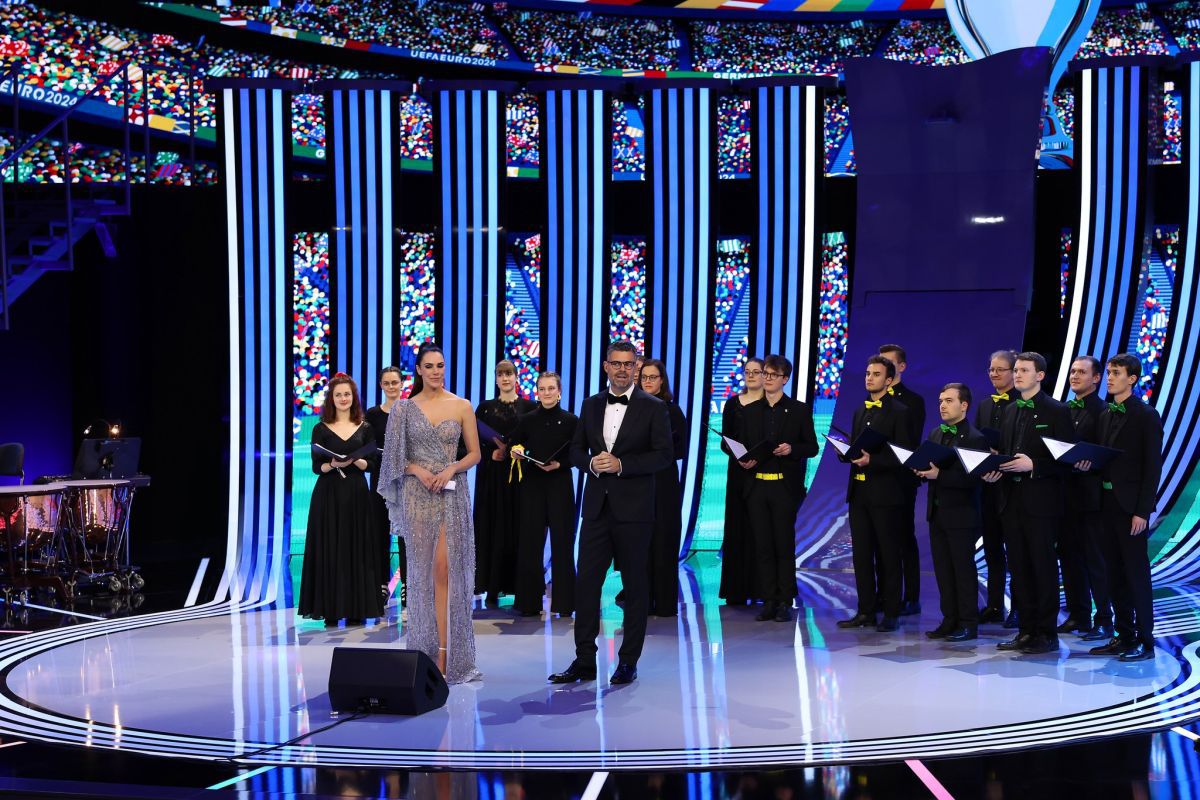 Cum a fost surprins Mihai Stoichiță la tragerea la sorți » Vedetă pe site-ul UEFA