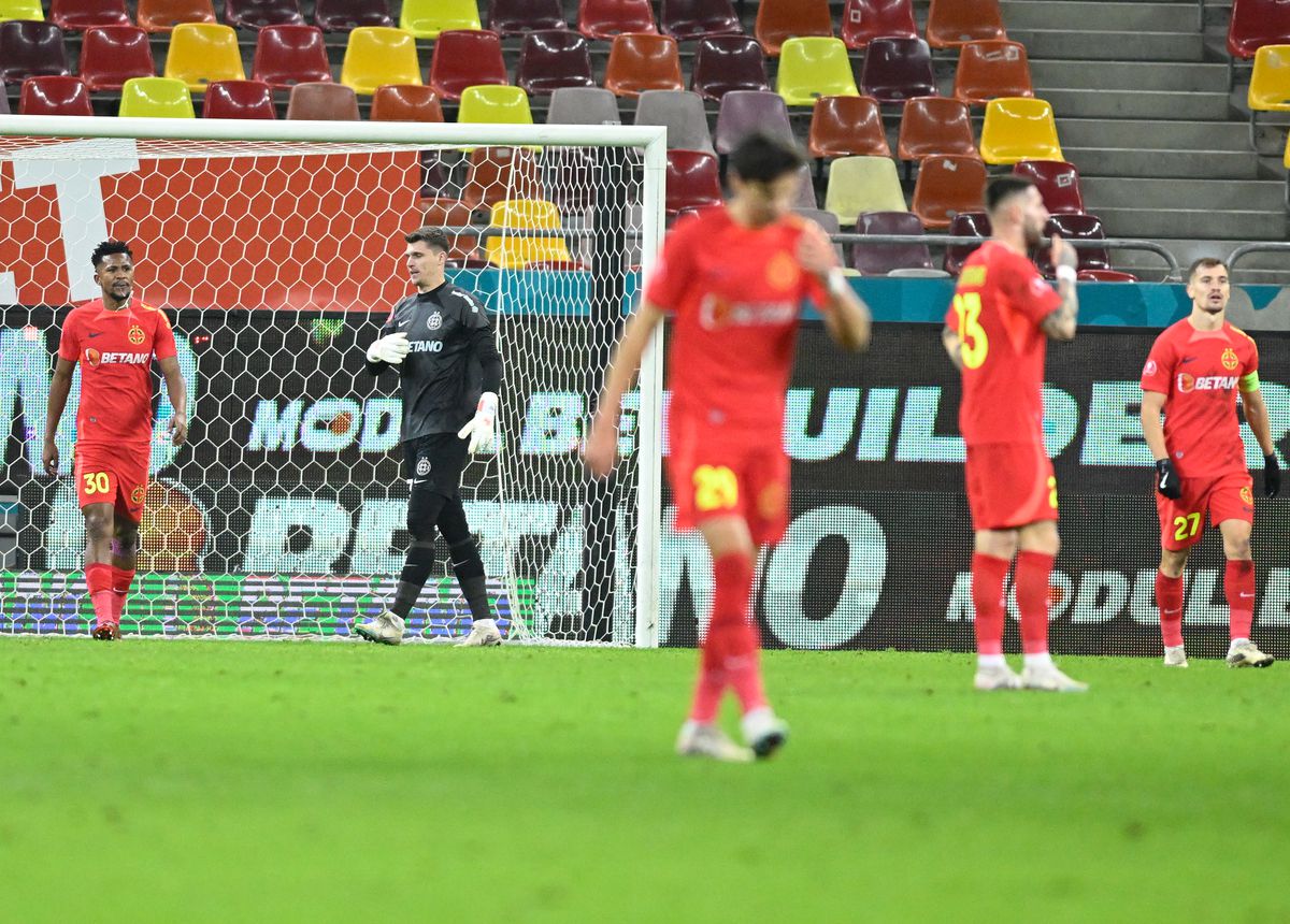 Fără milă după FCSB - Oțelul: „E greu de înțeles de ce Coman nu e eliminat”