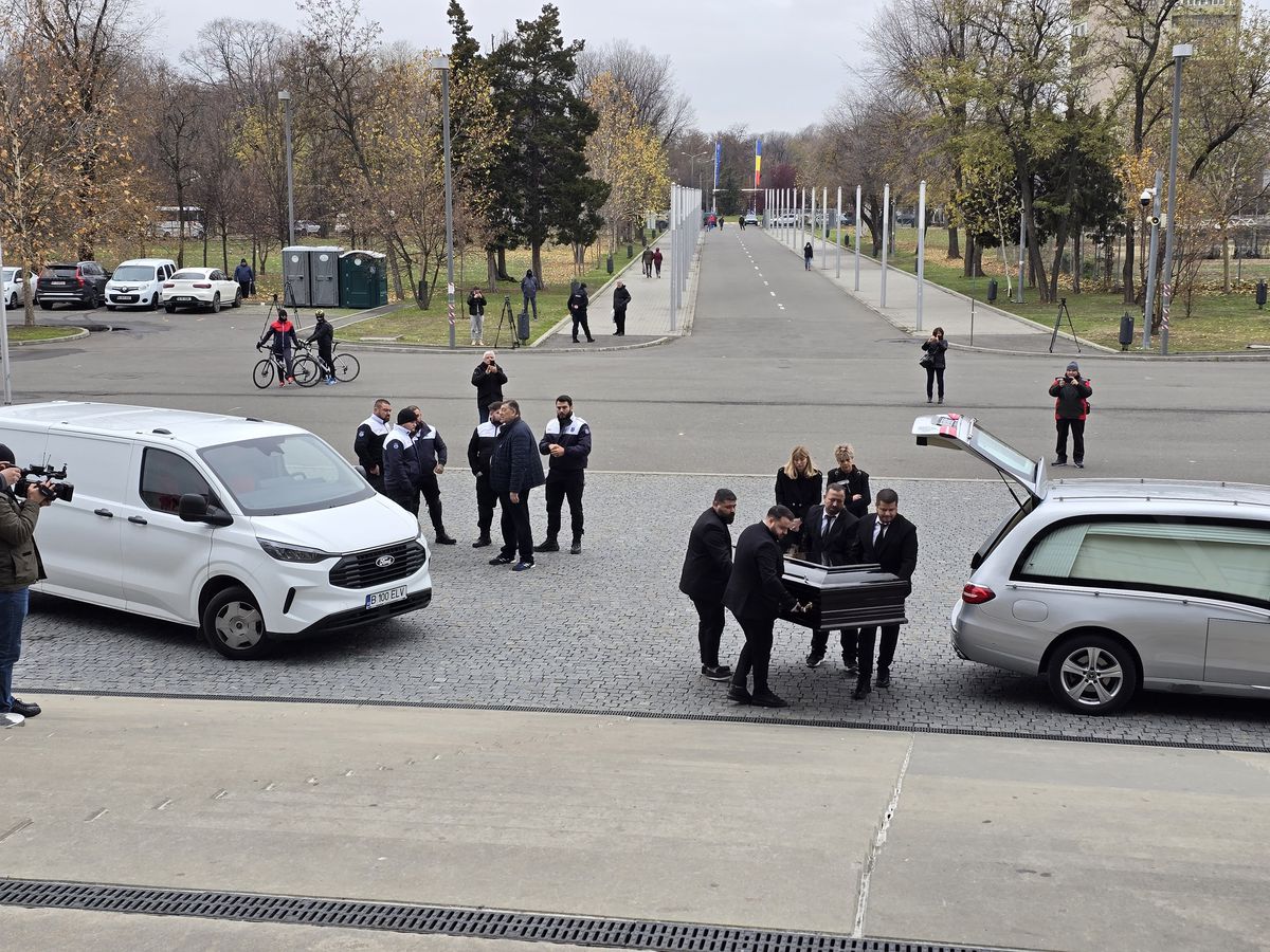 Imagini de la Arena Națională, unde va fi depus Helmut Duckadam