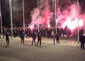 Peluza Nord FCSB, show pirotehnic, scandări și un mesaj pentru regretatul Helmut Duckadam