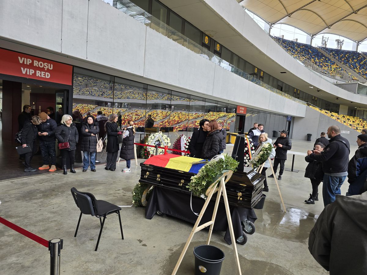 Tot lotul campioanei FCSB a mers la sicriul lui Helmut Duckadam » Mihai Stoica nu și-a mai putut stăpâni lacrimile