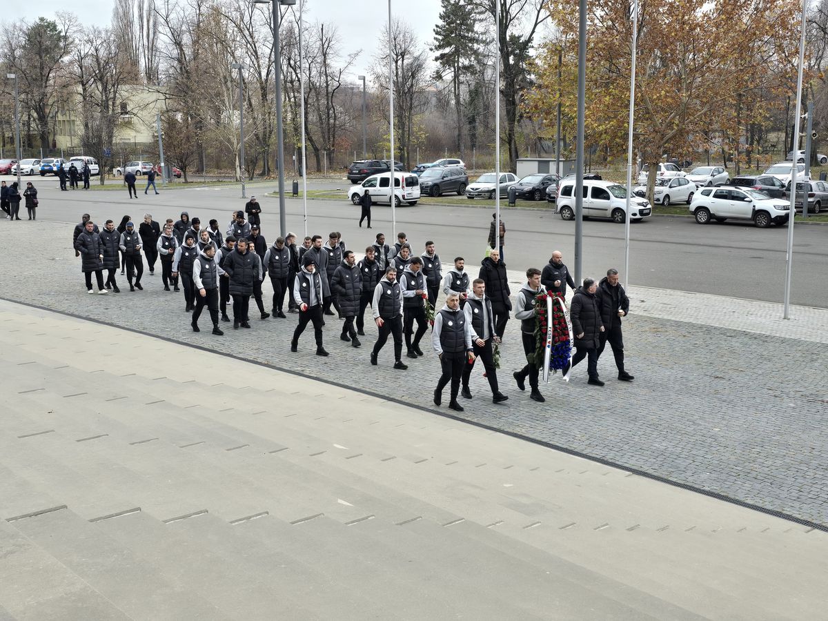 Trupul neînsuflețit al lui Helmut Duckadam, depus pe Arena Națională