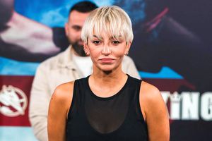 Giulia, învinsă în ringul de box în doar câteva secunde de o influenceriță maghiară! Gestul făcut la finalul meciului