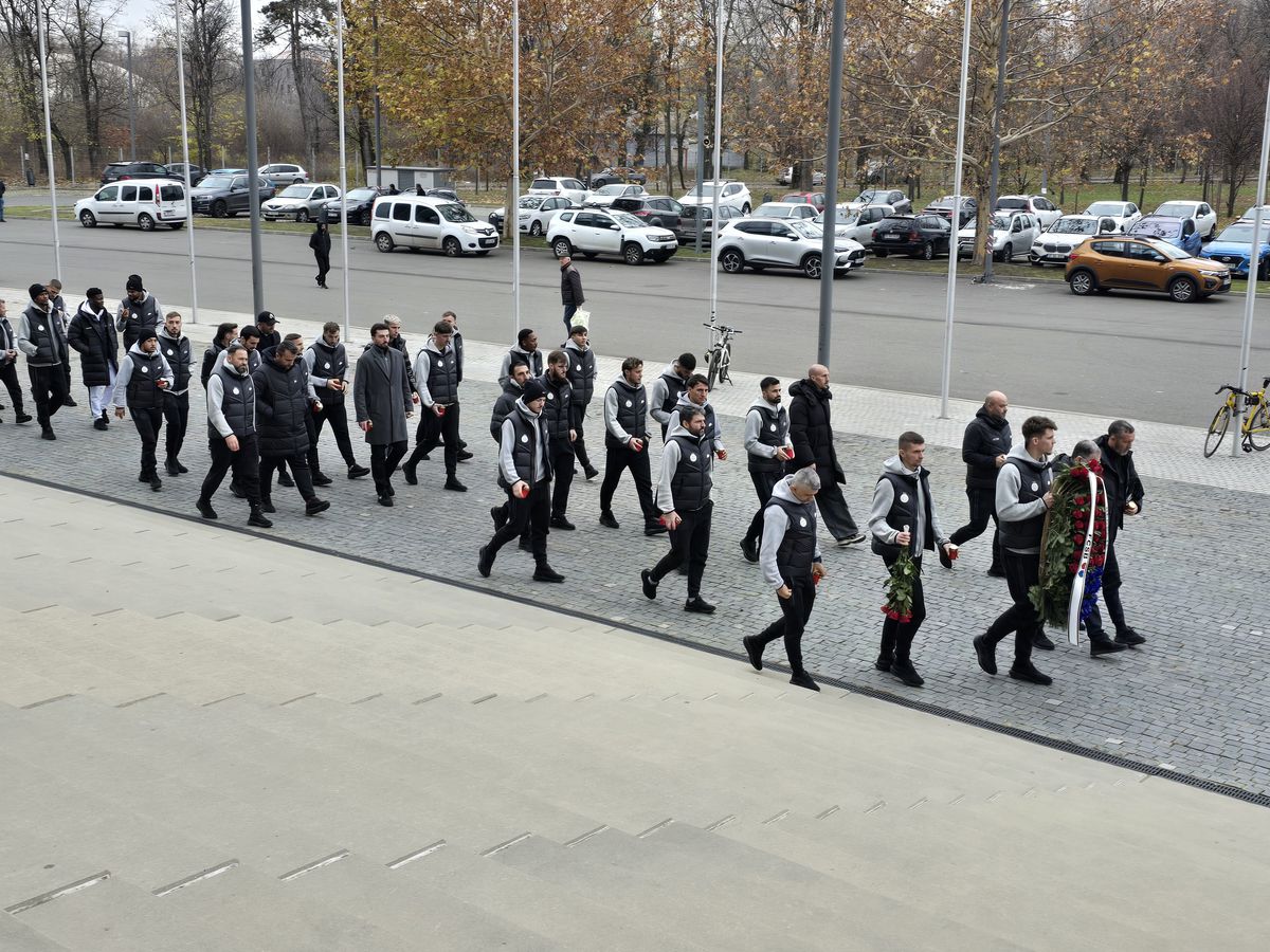 Trupul neînsuflețit al lui Helmut Duckadam, depus pe Arena Națională