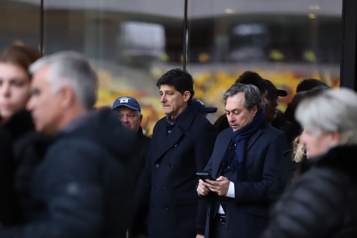 Tot lotul campioanei FCSB a mers la sicriul lui Helmut Duckadam » Mihai Stoica nu și-a mai putut stăpâni lacrimile