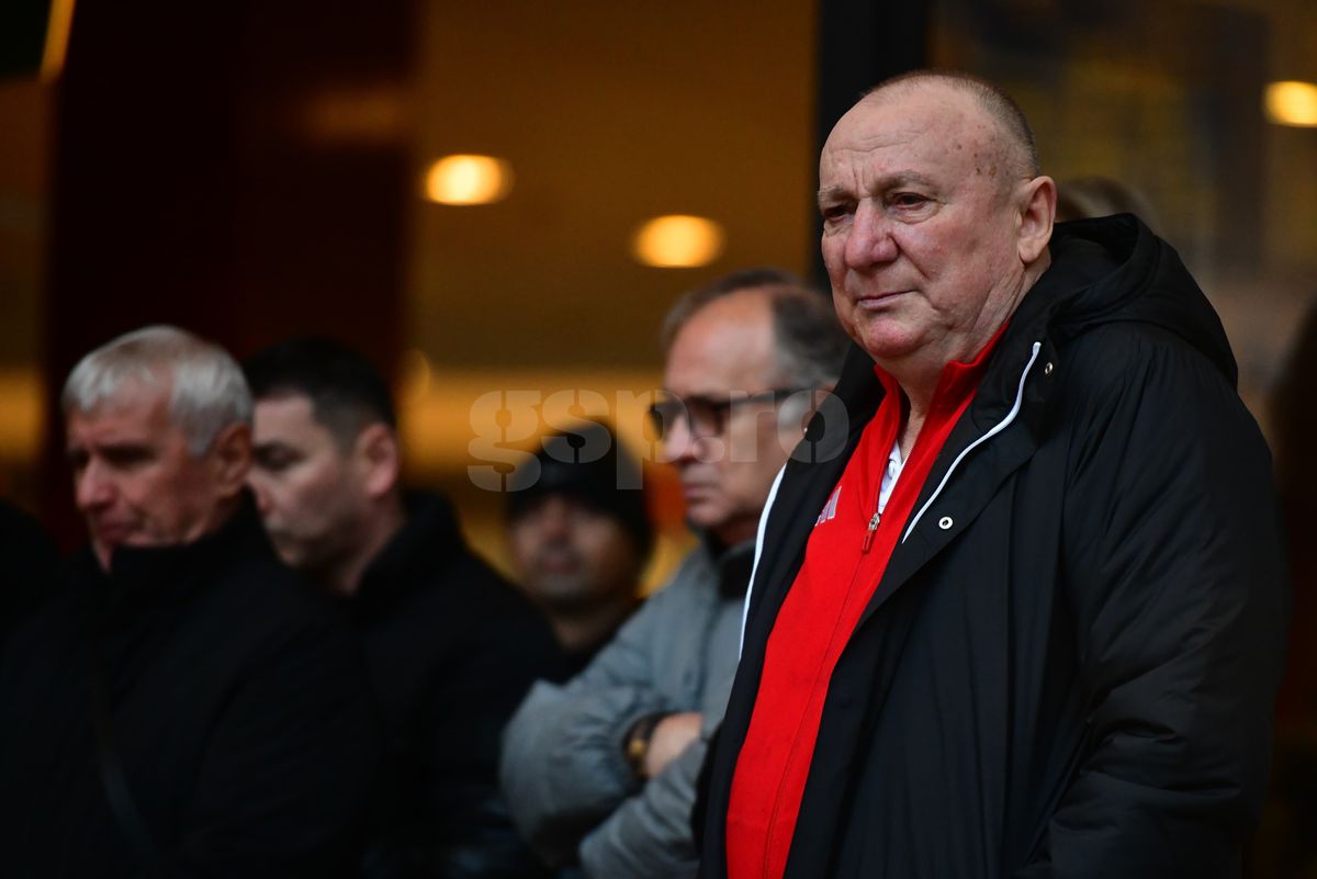 Omagiul superb adus de clubul FC Sevilla în memoria lui Helmuth Duckadam » Ce au afișat lângă poarta unde s-a întâmplat minunea din 1986