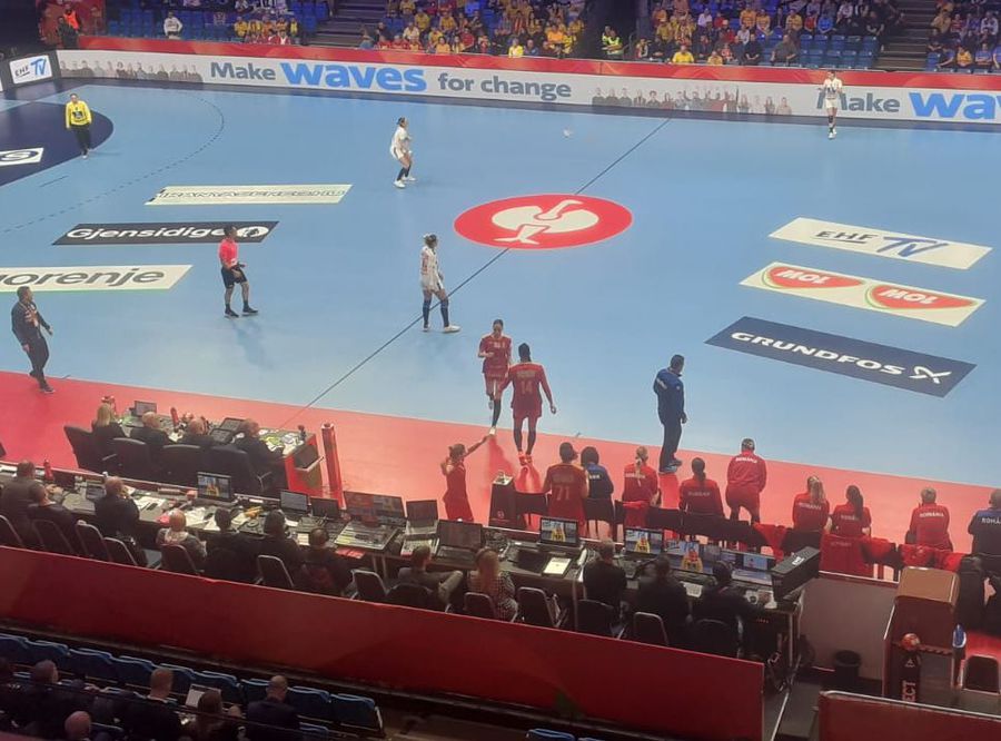 România câștigă MIRACULOS cu Serbia și e aproape calificată în faza următoare la Euro 2024 de handbal! Așteaptă rezultatul meciului Cehia - Muntenegru: doar UN DEZASTRU o trimite acasă