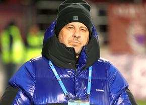 Răsturnare! Fotbalistul ca și plecat de la Rapid, întors din drum după discuția cu Șumudică