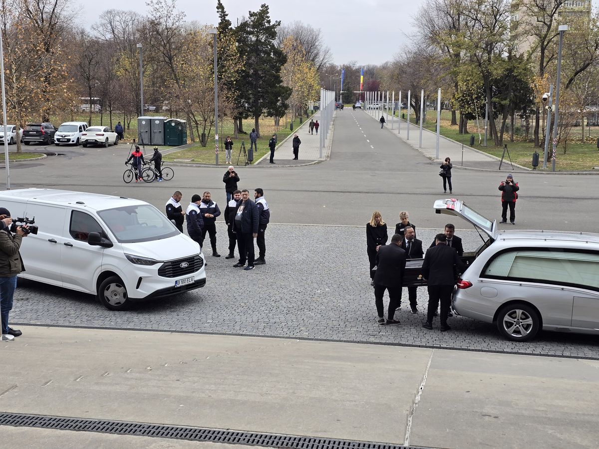 Imagini de la Arena Națională, unde va fi depus Helmut Duckadam