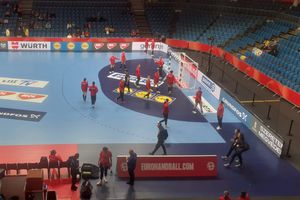 România - Serbia, pentru calificarea în grupa principală la Campionatul European de handbal feminin » Mesaj neașteptat în sala din Debrecen