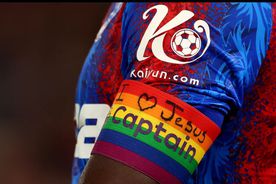 Riscă sancțiuni din partea federației pentru un mesaj religios! Ce și-a scris un căpitan din Premier League pe banderola LGBTQ+