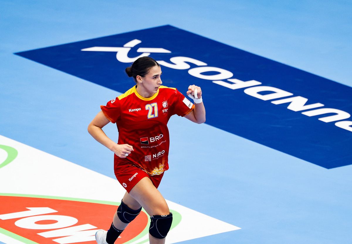 Naționala României de handbal chiar are un nou LIDER » Două momente care au demonstrat cine e urmașa Cristinei Neagu în vestiar