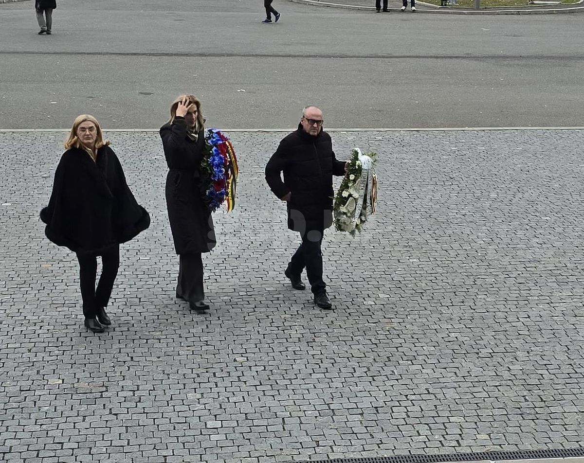 Imagini de la Arena Națională, unde este depus sicriul cu trupul neînsuflețit al lui Helmut Duckadam