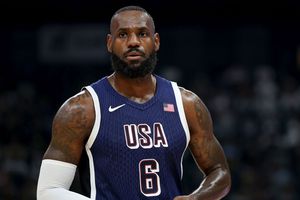 Probleme atât pe teren, cât și în afaceri pentru LeBron James! Compania media a superstarului american a pierdut 45 de milioane de dolari