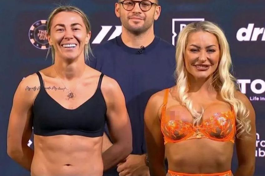 Ebonie Cotton, îmbrăcată într-un set de lenjerie intimă portocalie