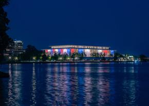 Trei superstaruri vor cânta în „Kennedy Center”, înaintea tragerii la sorți a grupelor Campionatului Mondial