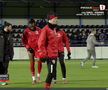 Mamadou Karamoko s-a accidentat la încălzire înainte de Farul - Dinamo // FOTO: captură Prima Sport