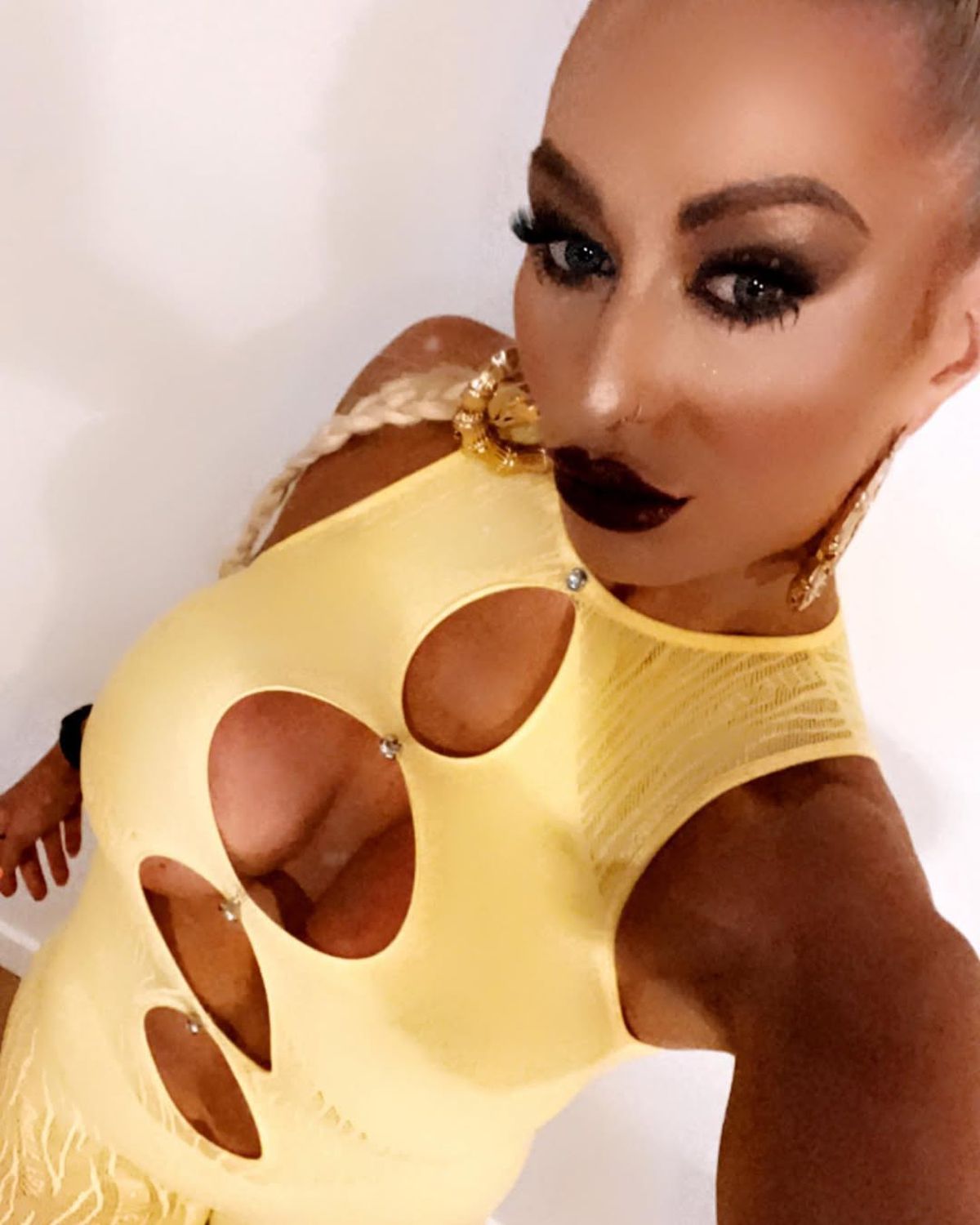 Incident neașteptat la cântar » O boxeriță a arătat accidental mai mult decât și-ar fi dorit: „Cu plăcere, lume!”