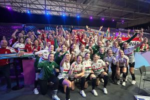 Ce s-a întâmplat imediat după România - Ungaria » Moment extrem de ciudat pe parchet: maghiarele ne-au luat fața