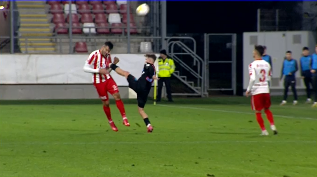 Necșulescu, eliminat după o intervenție grosolană