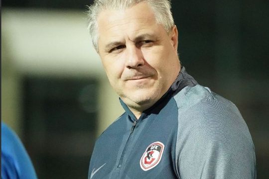 Bogdan Andone (45 de ani) încearcă o mutare importantă pe piața transferurilor. S-a înțeles cu Marius Șumudică (49 de ani) pentru împrumutul unui fotbalist de la Gaziantep. Rămâne doar ca jucătorul să își dea acordul.