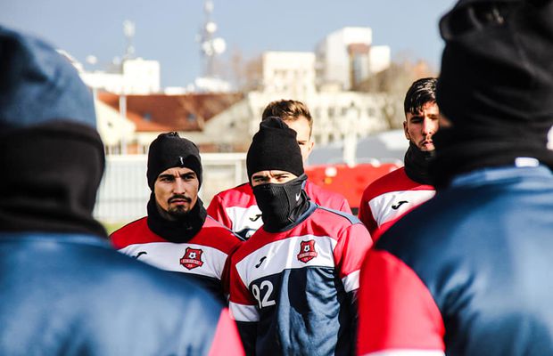 Basta cu Bastos » Continuă mutările la Hermannstadt: cine a plecat, cine vine și ce fotbalist important a fost trimis la echipa secundă