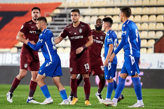Mike Cestor, în plan îndepărtat, la CFR Cluj // foto: GSP