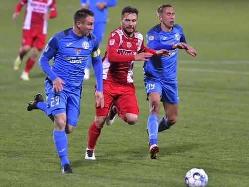 Răzvan Patriche, în meciul contra lui Dinamo / FOTO: Imago-Images