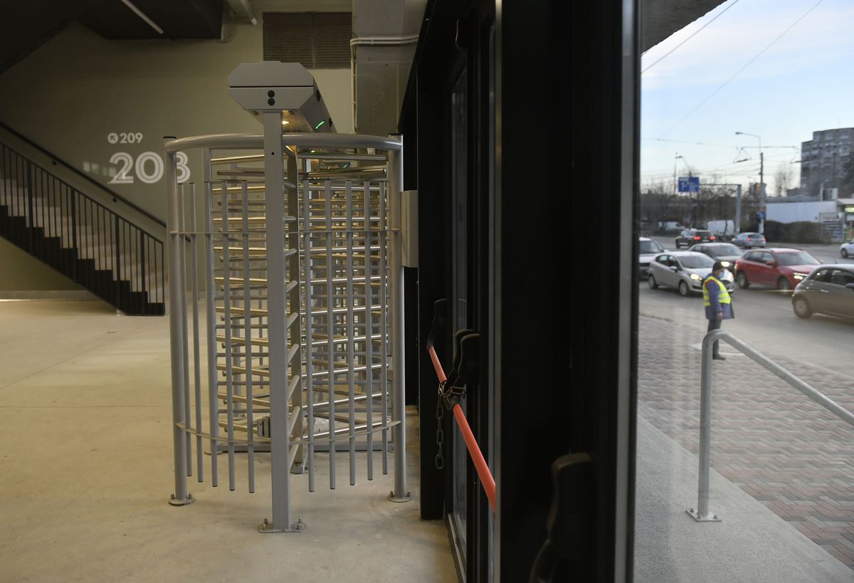 Rapid invită fanii să aleagă data pentru inaugurarea stadionului din Giulești » Unde și până când se poate vota