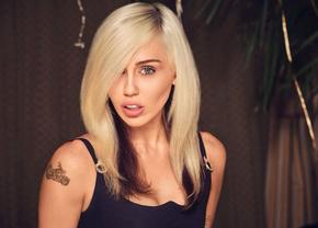 Miley Cyrus a imitat gestul nesportiv făcut de Emiliano Martinez, iar fanii au reacționat: „Ce s-a schimbat Dibu!”