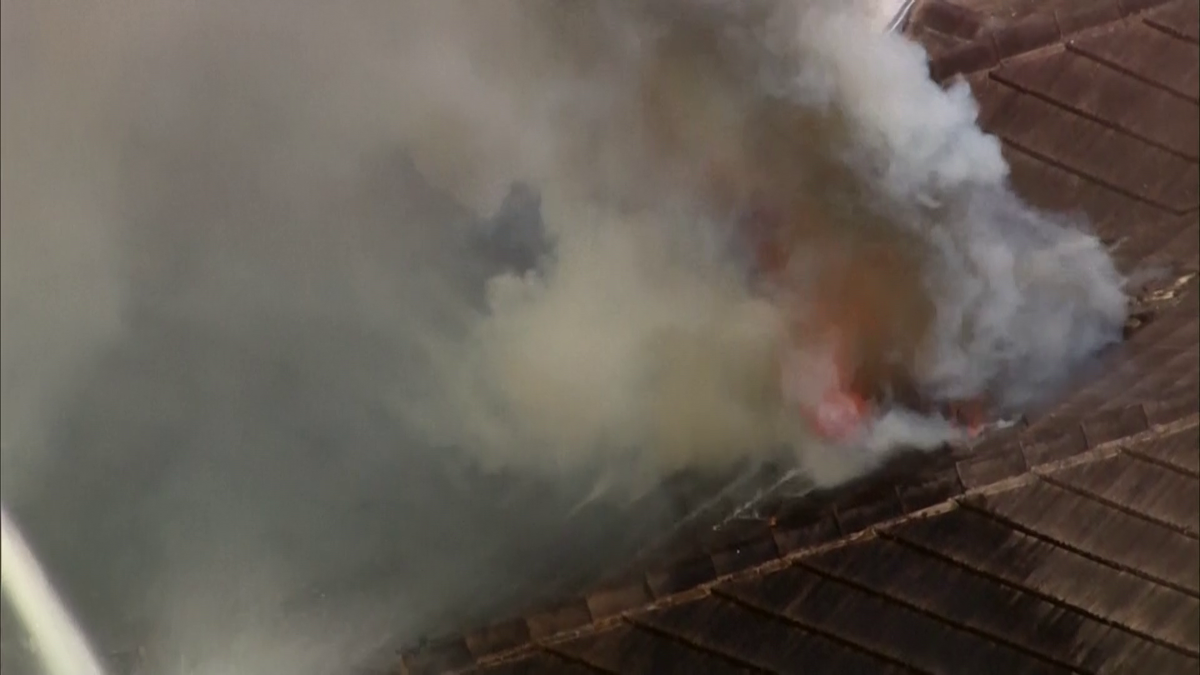 Incendiu puternic la vila de 7 milioane de euro a starului lui Miami Dolphins