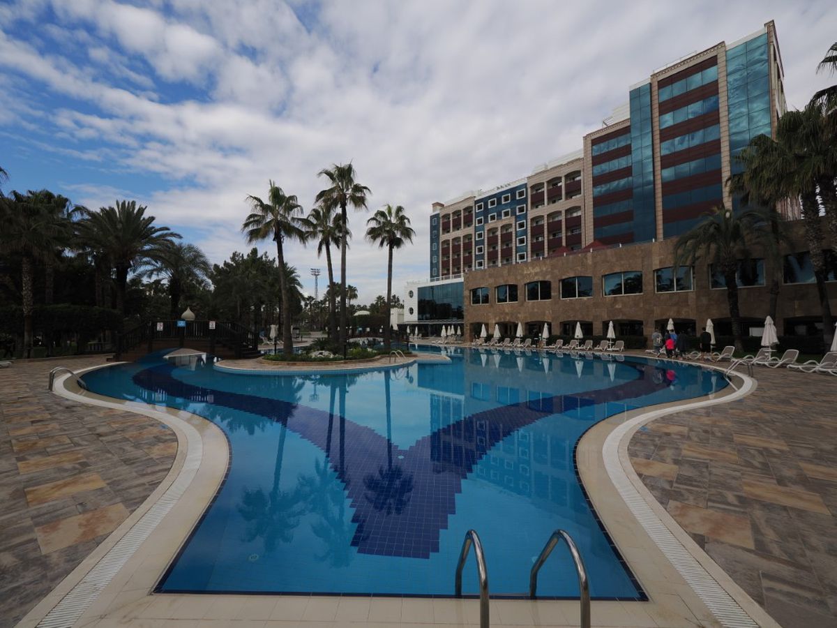 „Câinii” au ajuns în Paradis! Imagini spectaculoase surprinse din dronă: Dinamo pregătește salvarea într-o locație exclusivistă