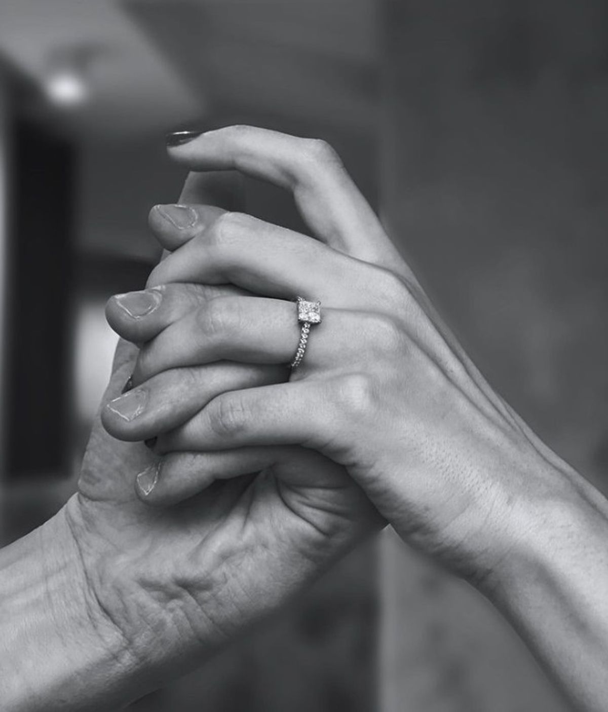 Andrei Burcă a făcut marele pas la Paris! A cerut-o în căsătorie pe tânăra avocată