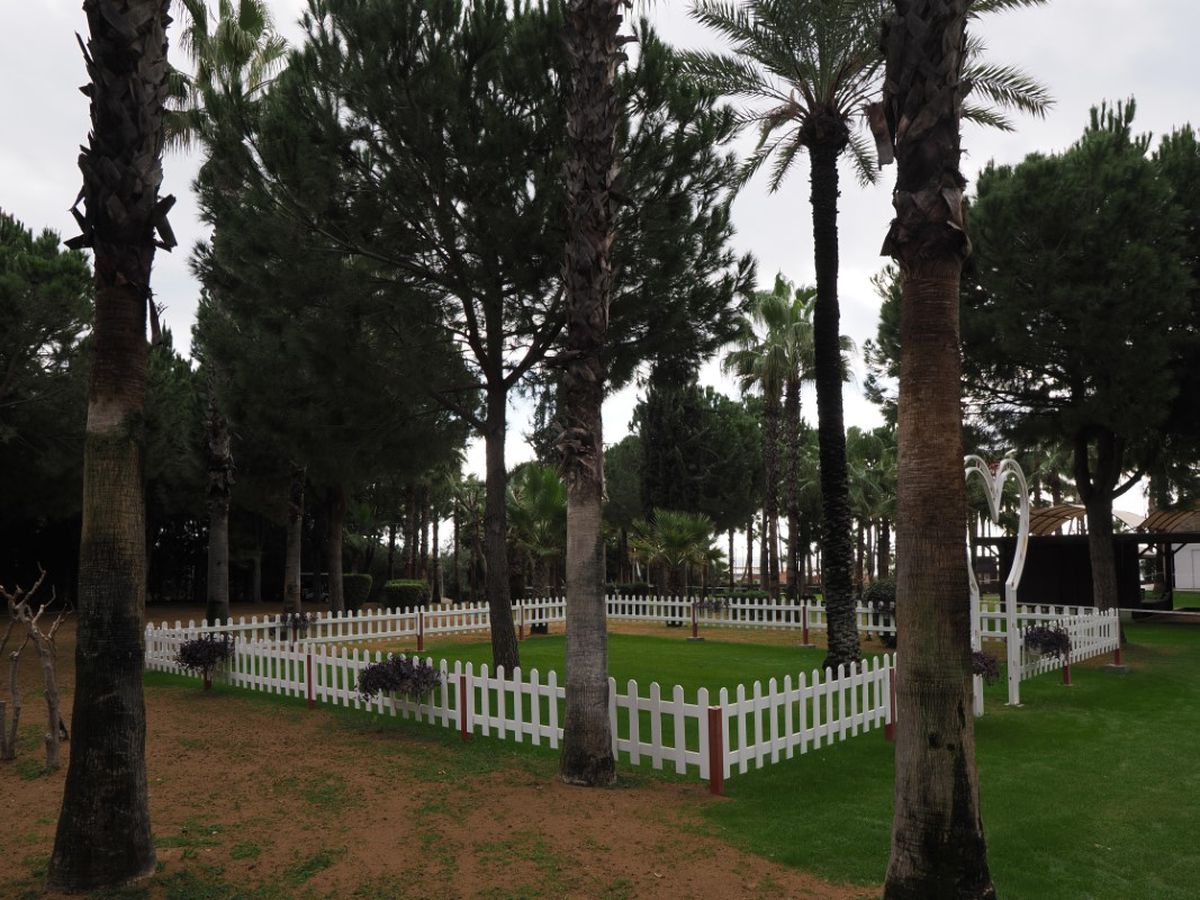 „Câinii” au ajuns în Paradis! Imagini spectaculoase surprinse din dronă: Dinamo pregătește salvarea într-o locație exclusivistă