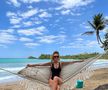 Blonda care a făcut ravagii pe plaja din Dominicană! Se iubește cu un celebru prezentator TV de la noi