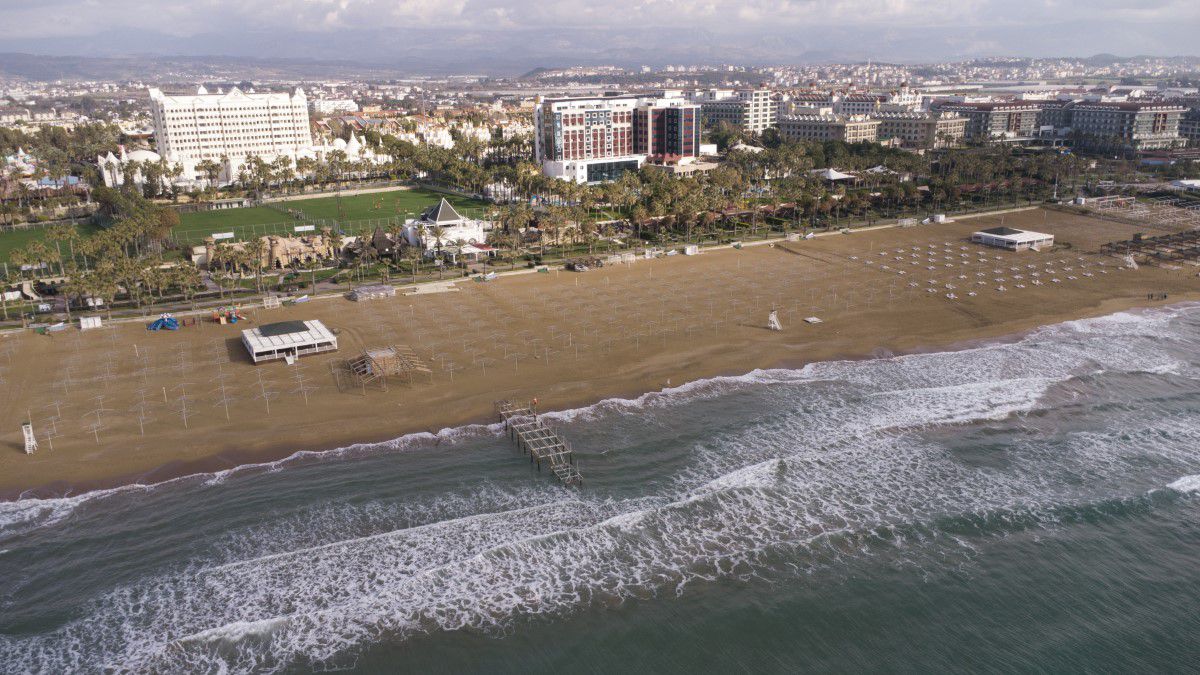 „Câinii” au ajuns în Paradis! Imagini spectaculoase surprinse din dronă: Dinamo pregătește salvarea într-o locație exclusivistă